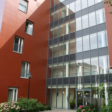 Odalys - Bioparc Est Aparthotel Lyon