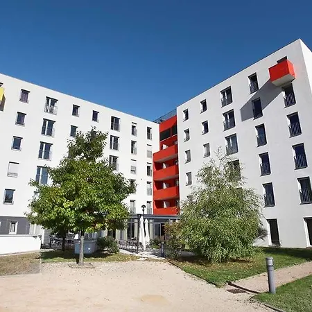 Aparthotel Odalys - Bioparc Est Lyon