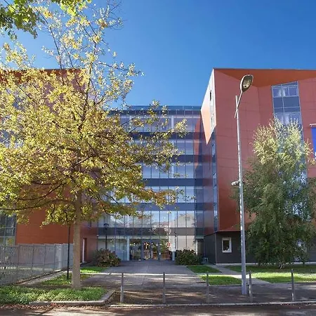 Odalys - Bioparc Est Aparthotel Lyon