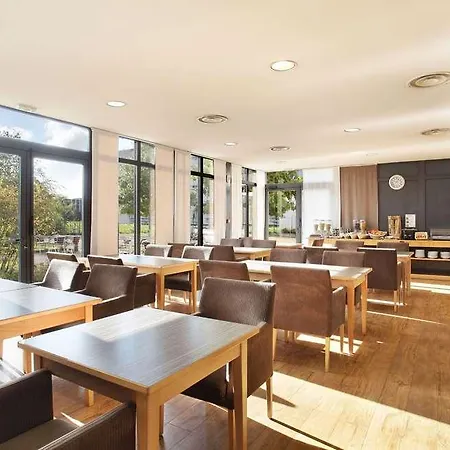 Odalys - Bioparc Est Aparthotel Lyon