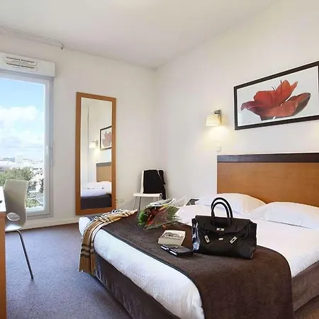 Odalys - Bioparc Est Aparthotel