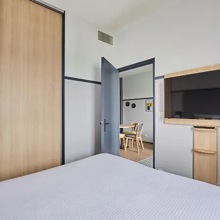 Odalys - Bioparc Est Aparthotel 4*