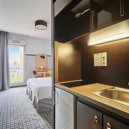Odalys - Bioparc Est 4* Lyon
